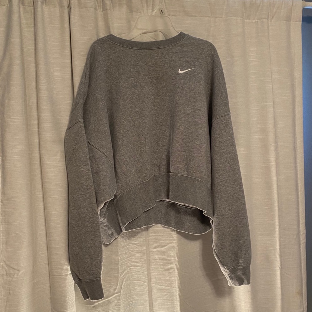 Nike pullover
